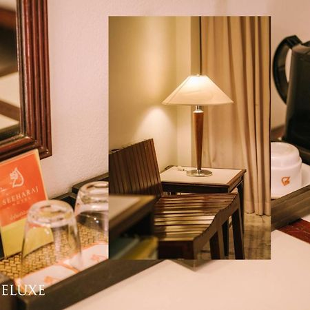 Seeharaj Hotel Uttaradit Zewnętrze zdjęcie