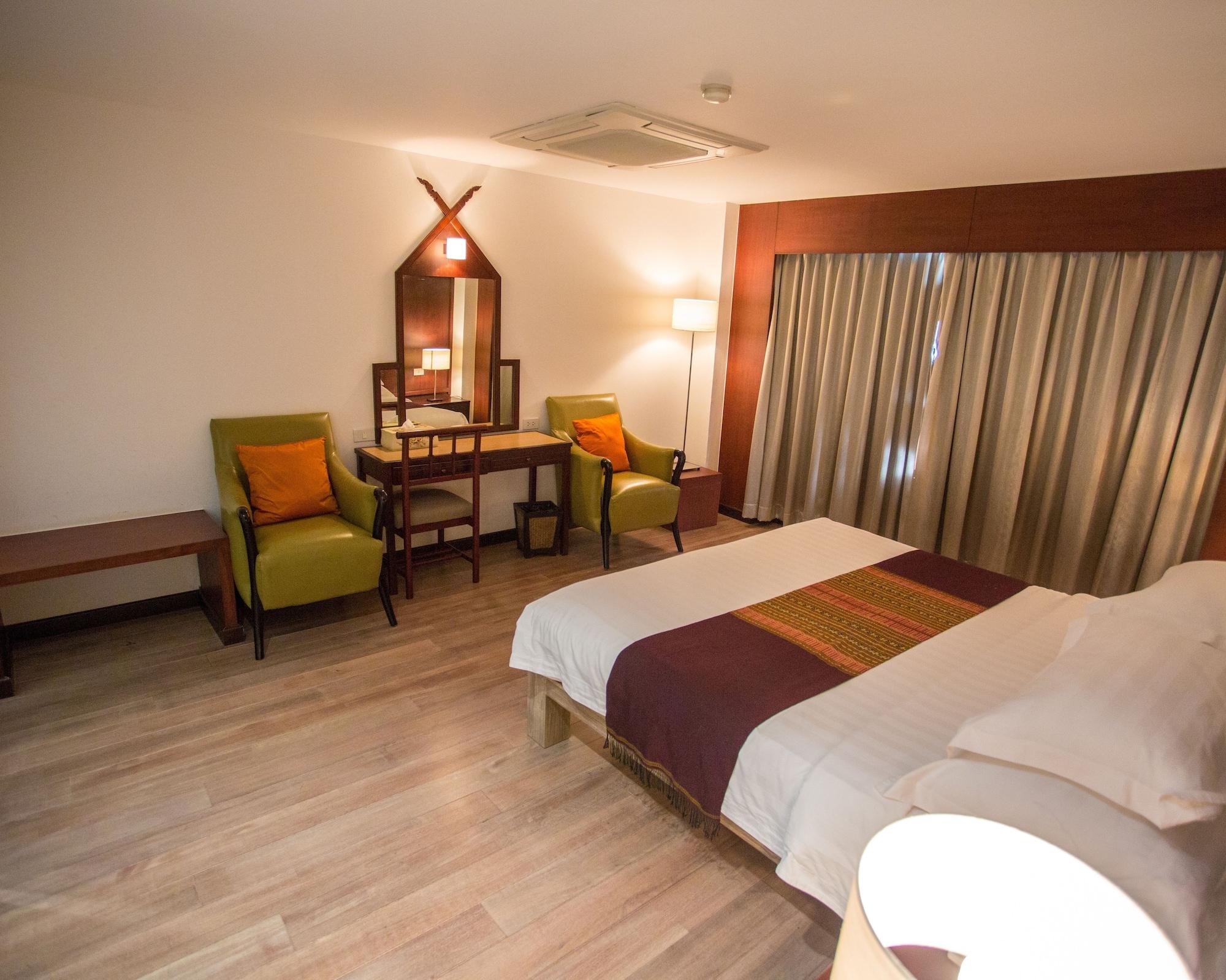 Seeharaj Hotel Uttaradit Zewnętrze zdjęcie