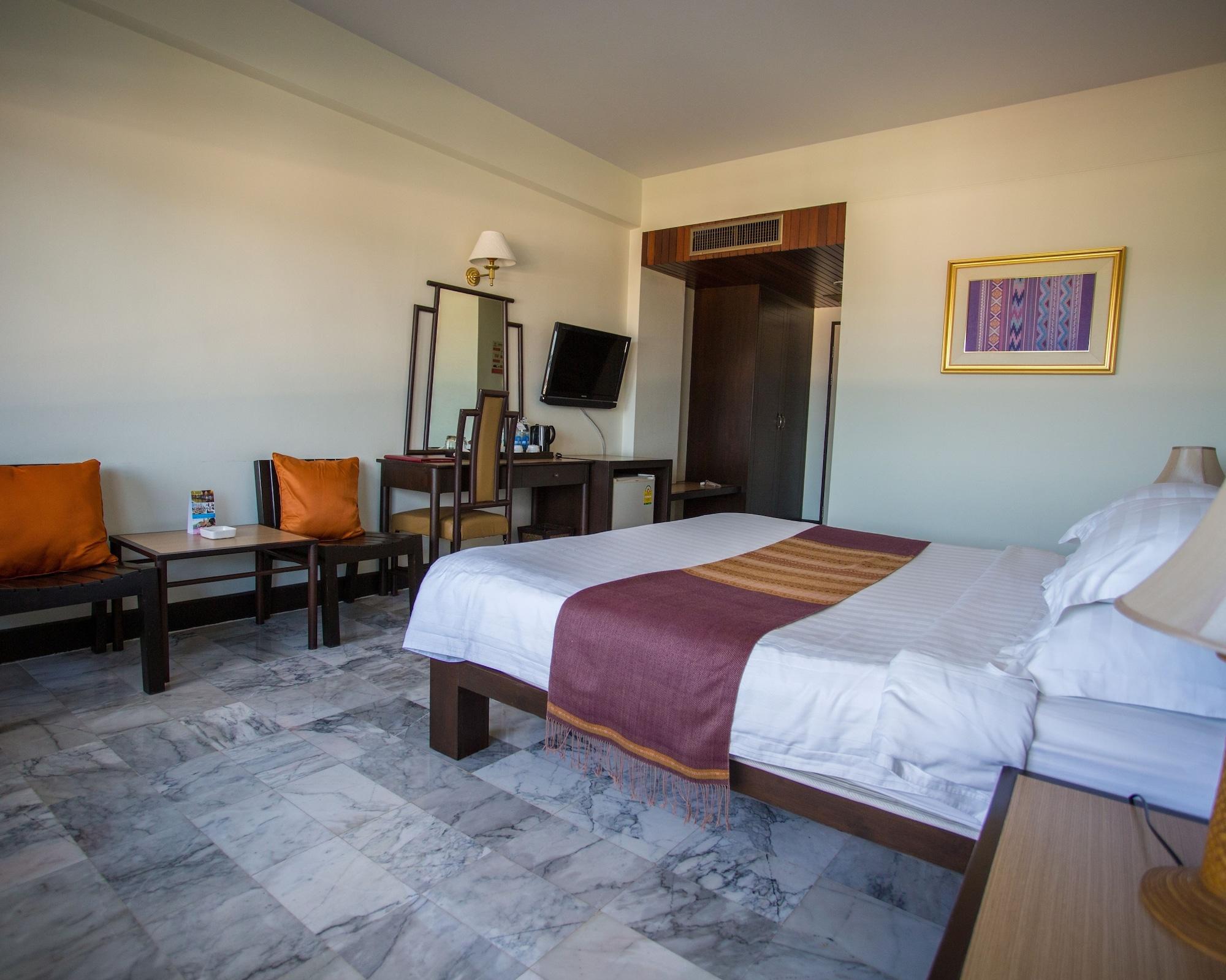 Seeharaj Hotel Uttaradit Zewnętrze zdjęcie