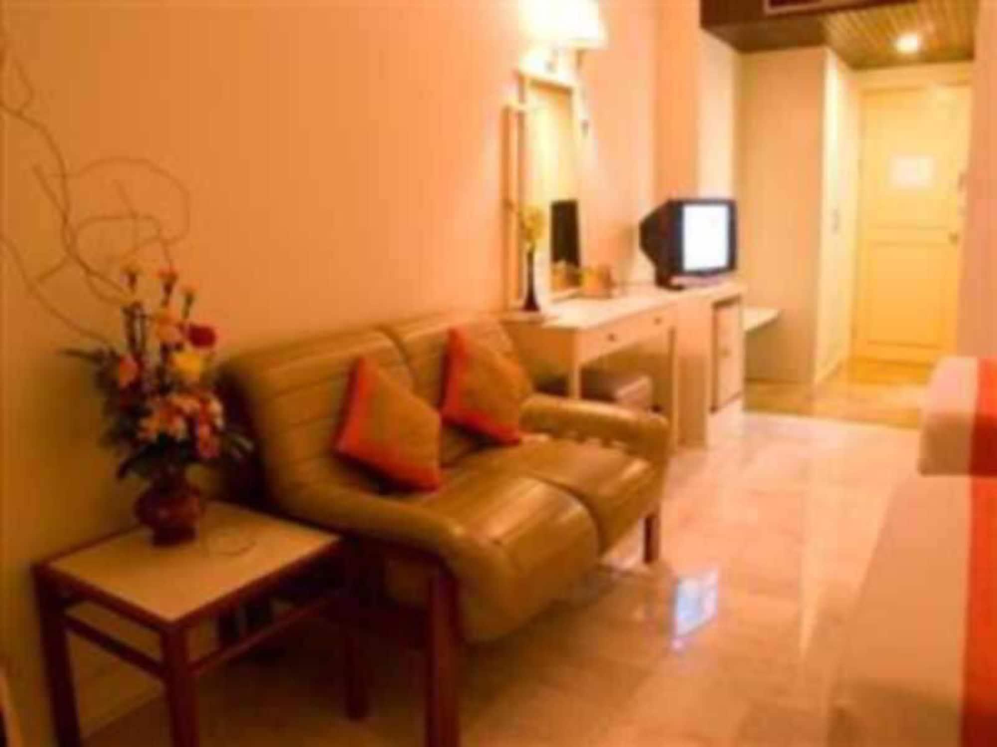 Seeharaj Hotel Uttaradit Zewnętrze zdjęcie