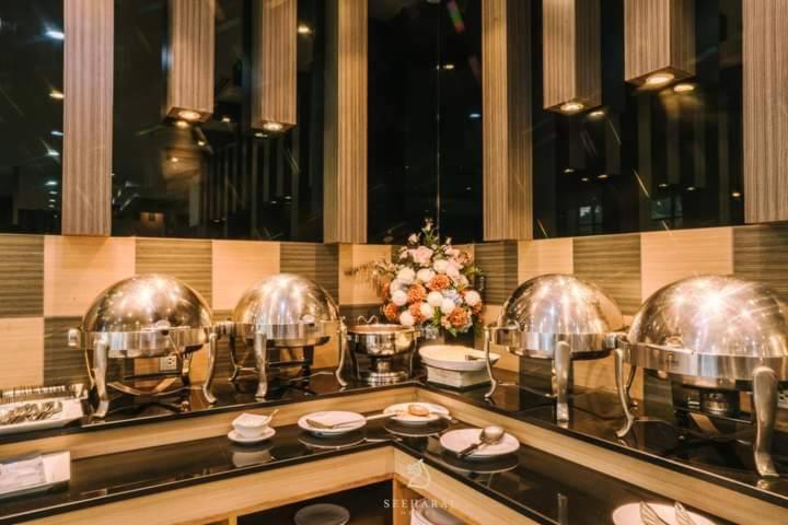 Seeharaj Hotel Uttaradit Zewnętrze zdjęcie