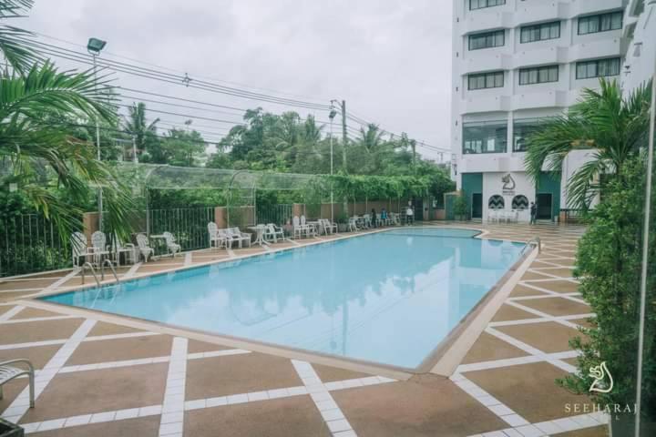 Seeharaj Hotel Uttaradit Zewnętrze zdjęcie
