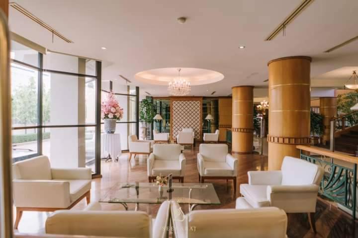 Seeharaj Hotel Uttaradit Zewnętrze zdjęcie