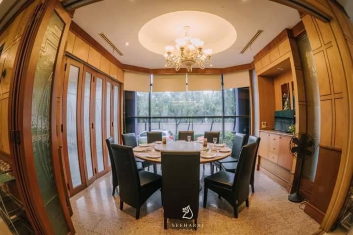 Seeharaj Hotel Uttaradit Zewnętrze zdjęcie