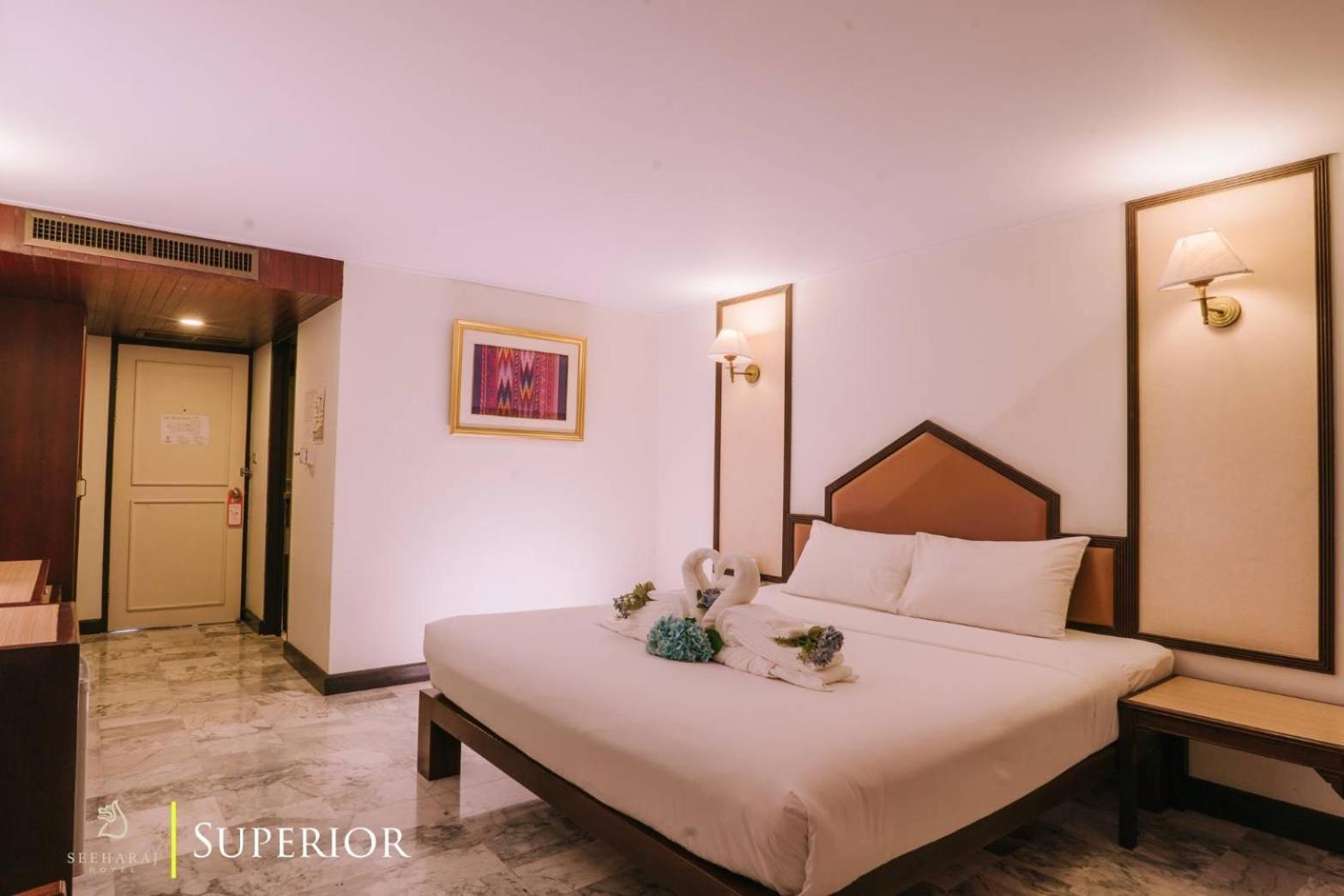 Seeharaj Hotel Uttaradit Zewnętrze zdjęcie