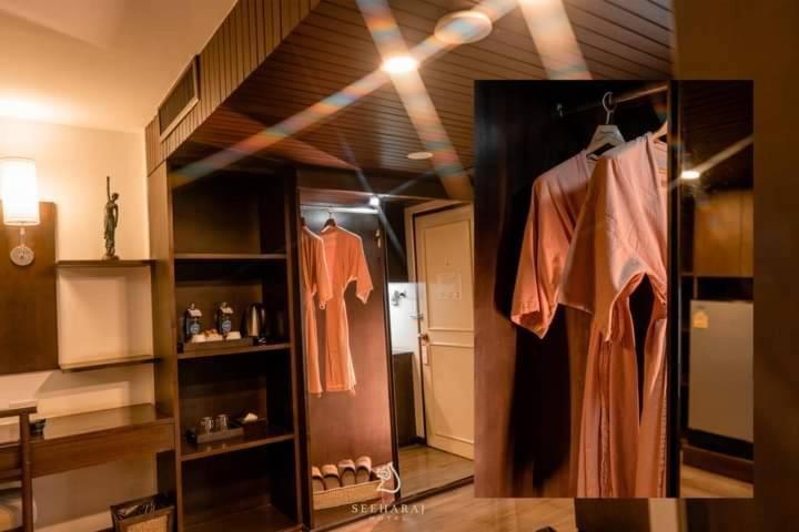 Seeharaj Hotel Uttaradit Zewnętrze zdjęcie
