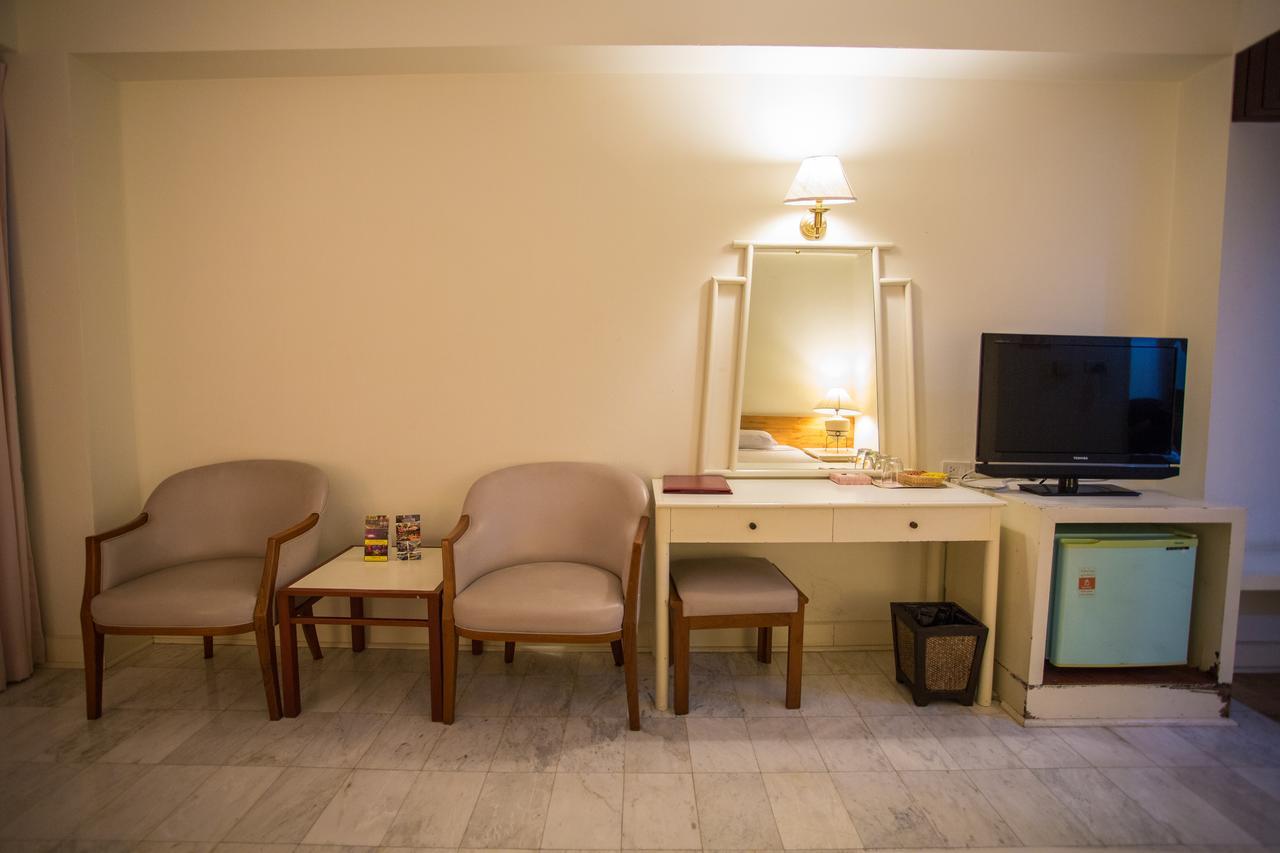 Seeharaj Hotel Uttaradit Zewnętrze zdjęcie