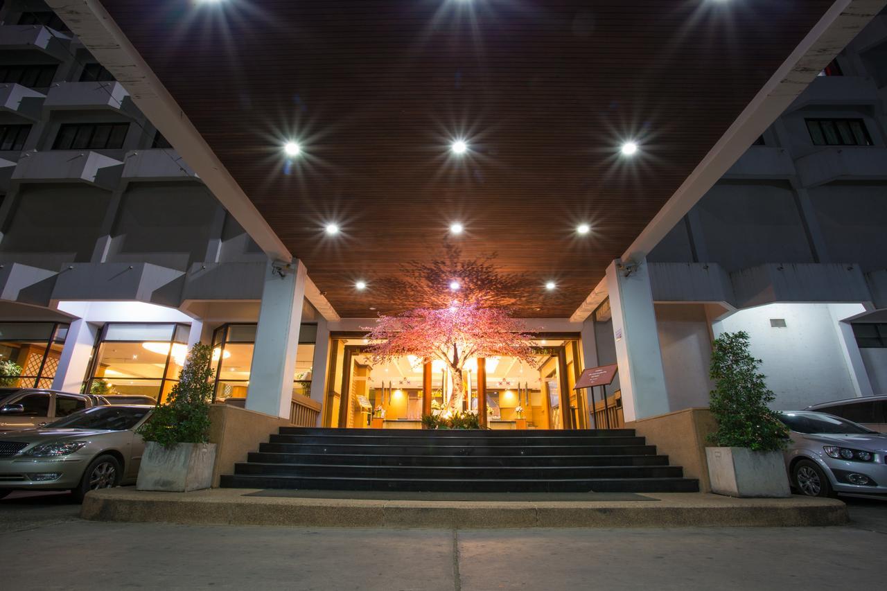 Seeharaj Hotel Uttaradit Zewnętrze zdjęcie