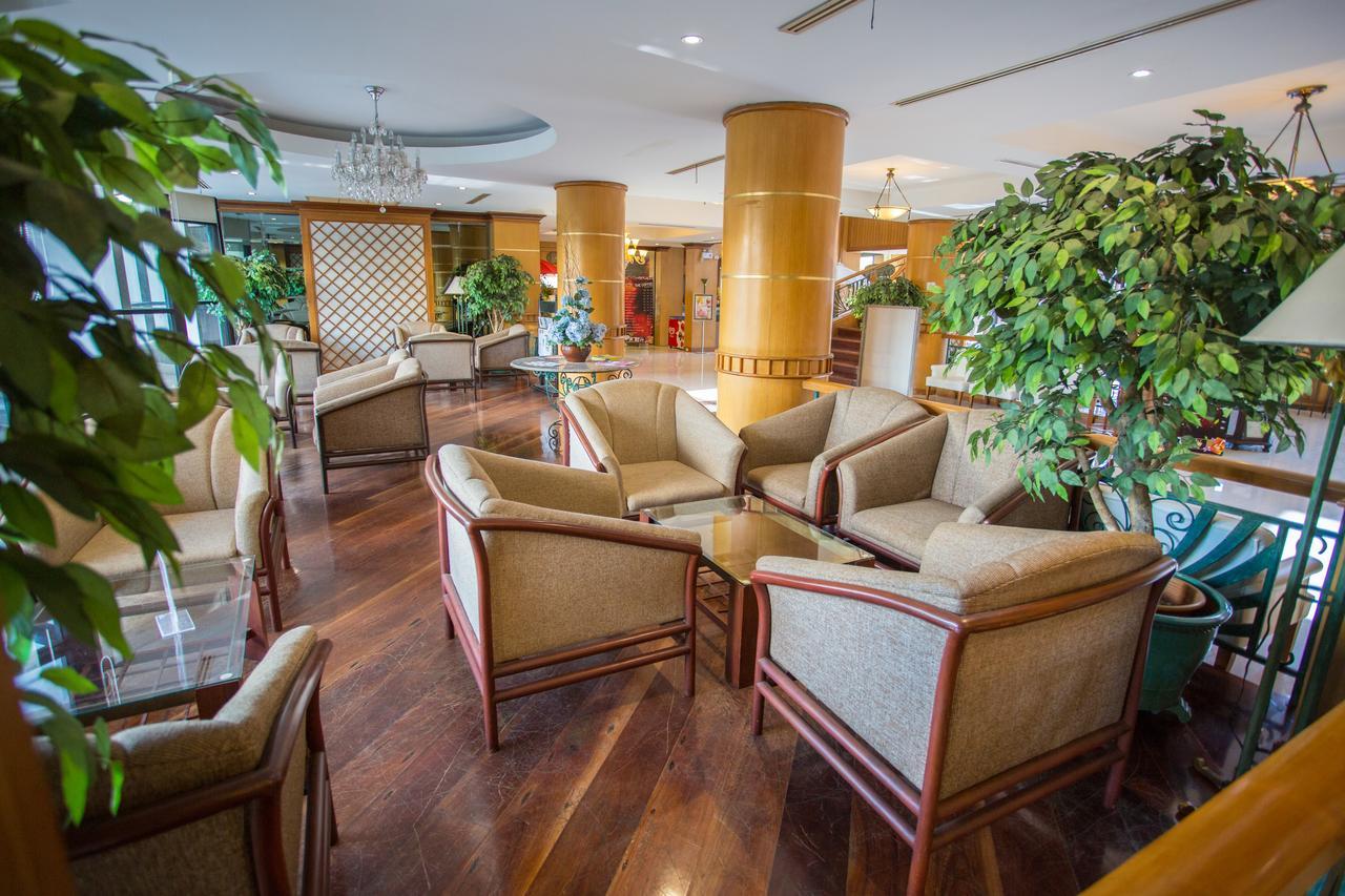 Seeharaj Hotel Uttaradit Zewnętrze zdjęcie