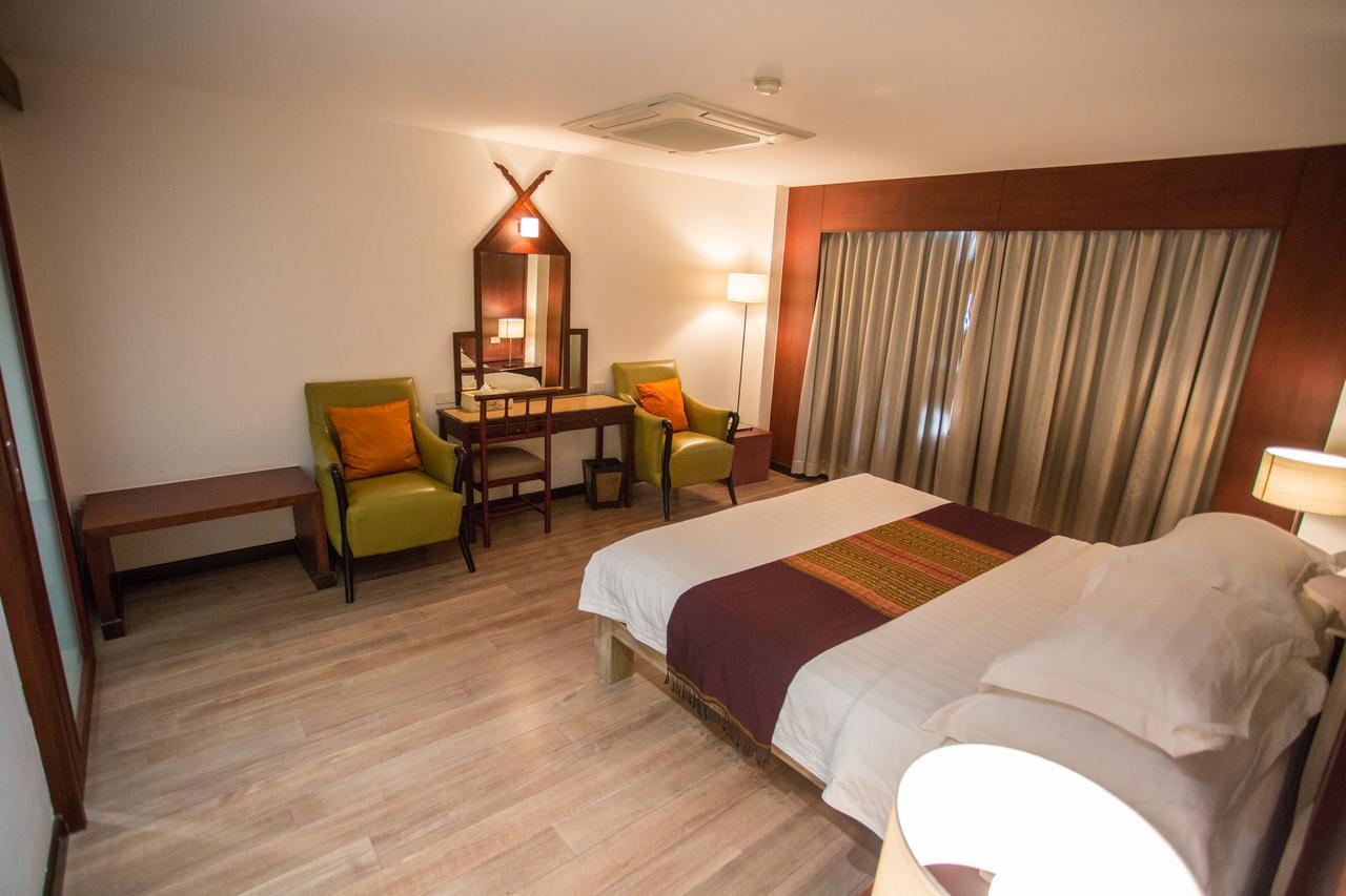 Seeharaj Hotel Uttaradit Zewnętrze zdjęcie